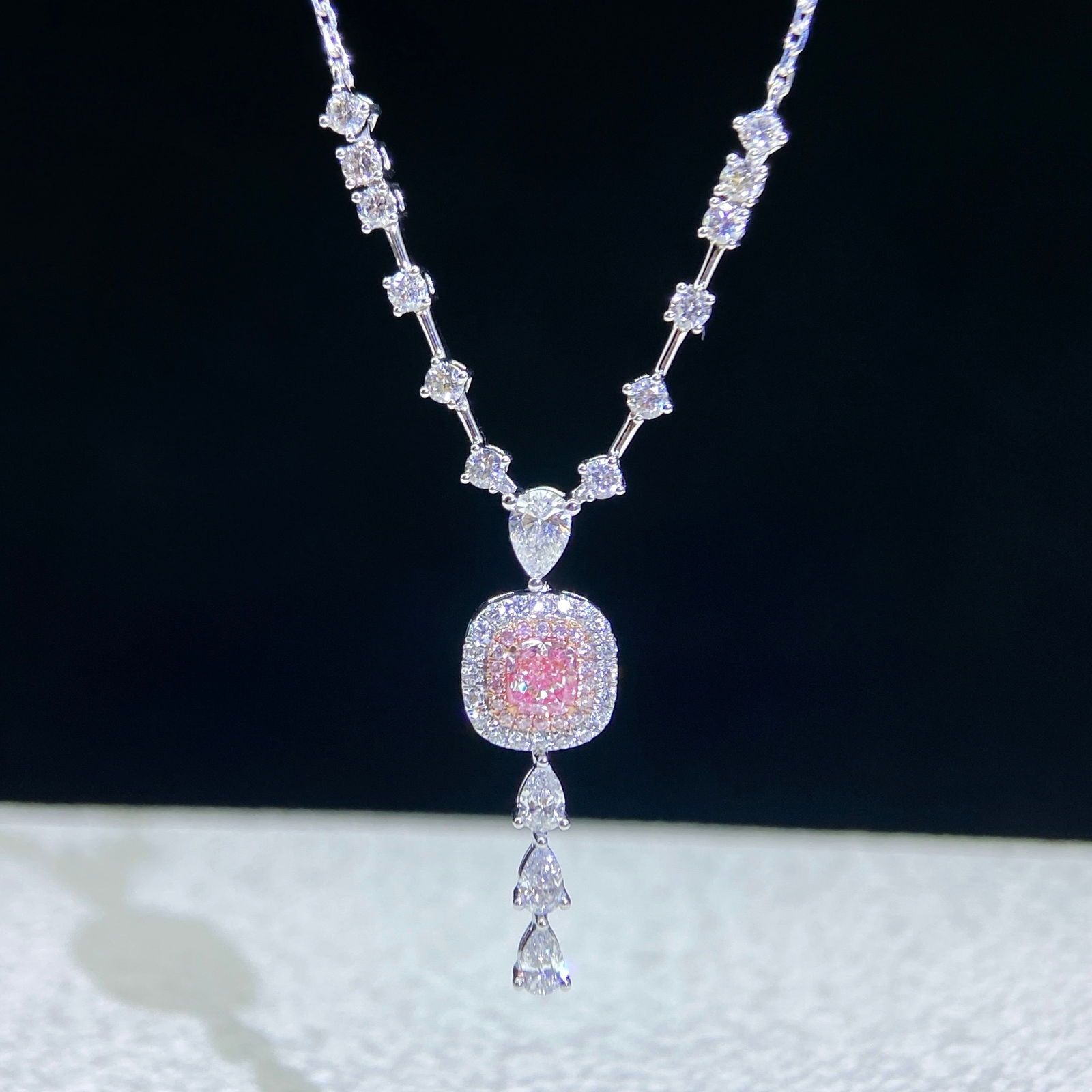 14k Gold 1.21 Ctw Natural Pink Diamond & Diamond Necklace: Ref:231122401 // gold content:14k gold // main gemstone:pink diamond // shape:cushion // carat weight:0. 30ct // color:pink // treatment:natural // // adjacent gemstone 2 : diamond // shape:multiple /
