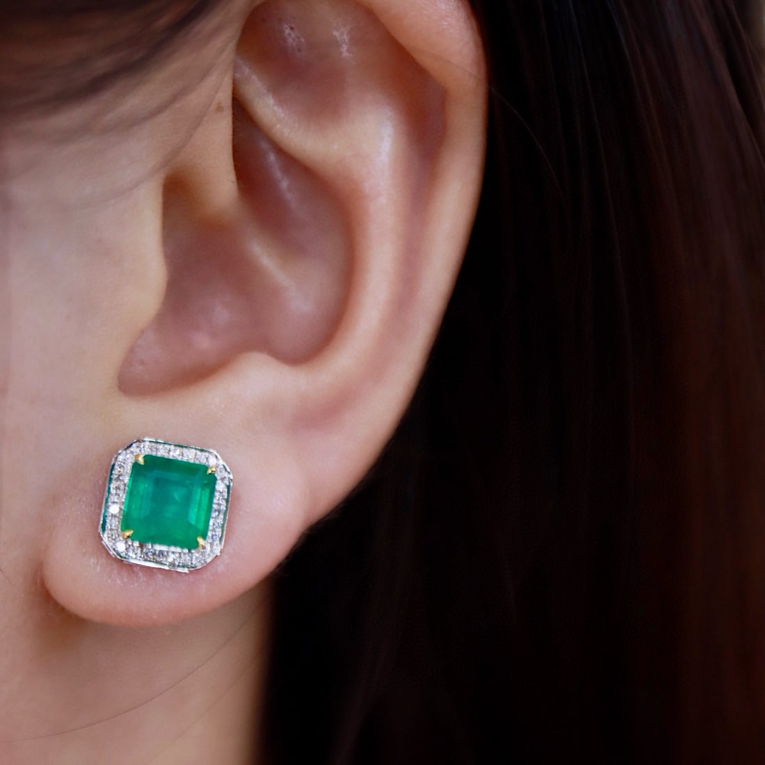 14k Gold 2.47 Ctw Natural Emerald & Diamond Earrings - 2