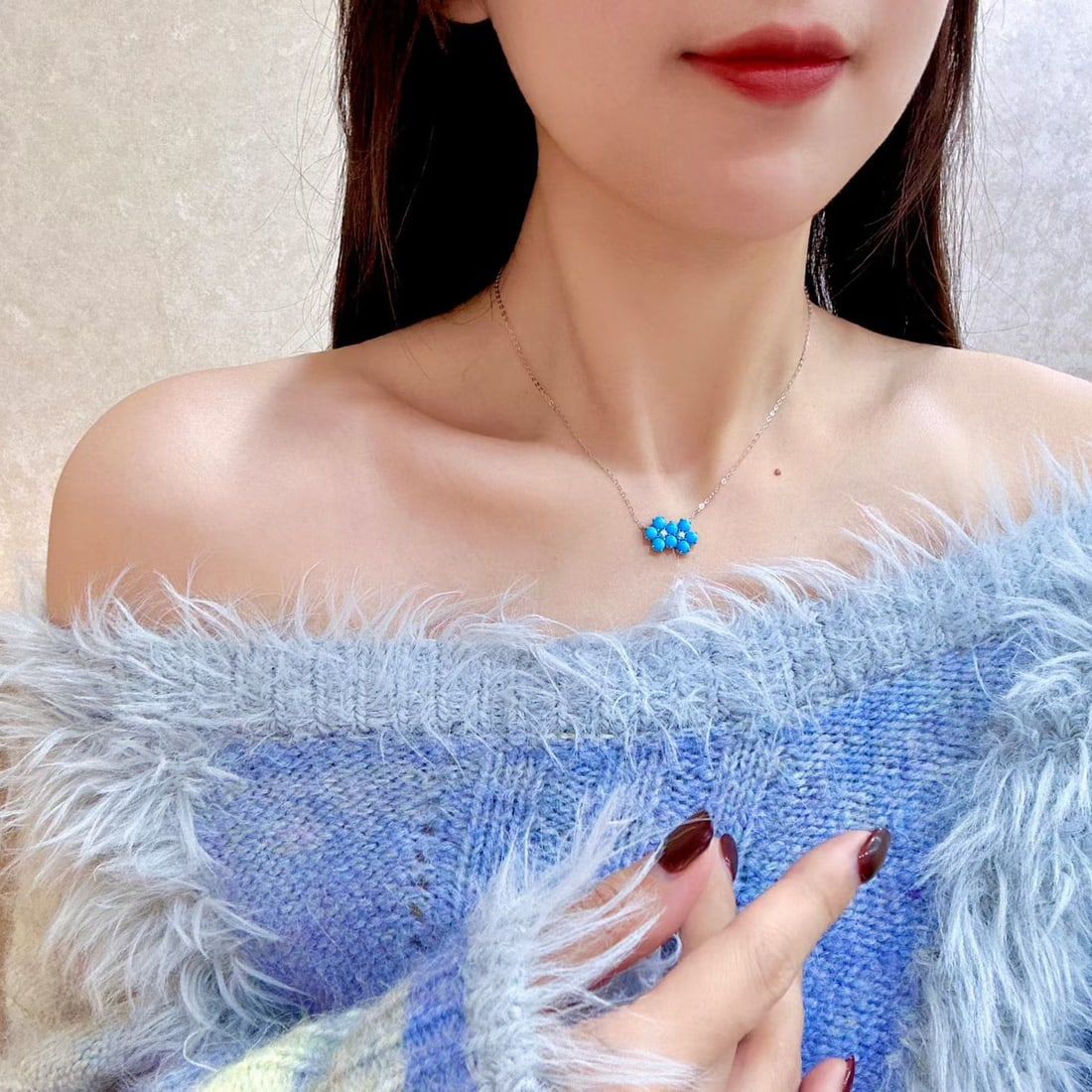 14k Gold 2.48 Ct Natural Blue Turquoise & Diamond Necklace - 4