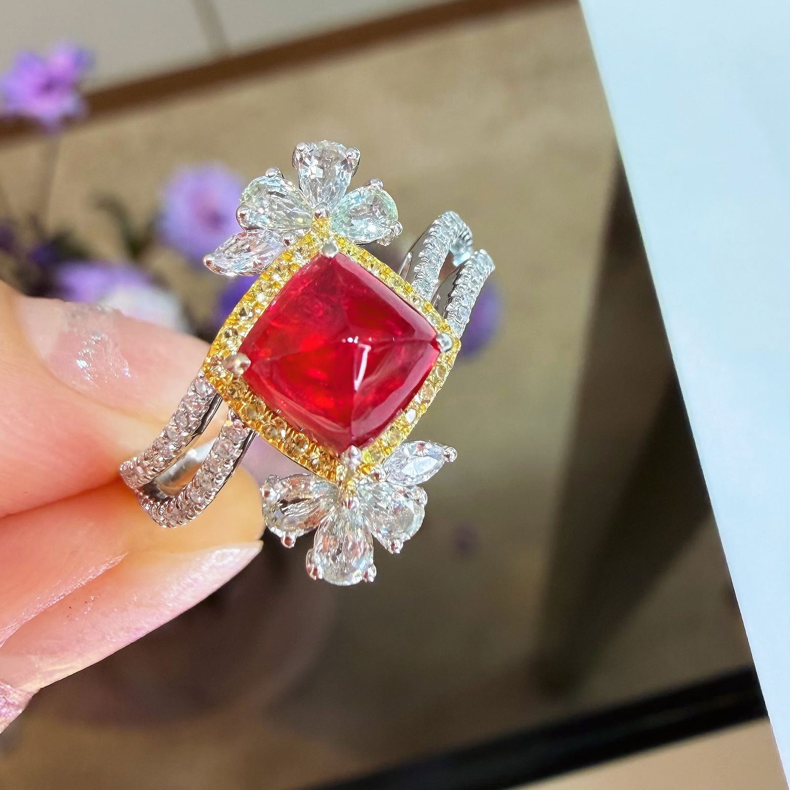 14k Gold 1.28 Ct Natural Spinel & Diamond Ring: Ref:231122415 // gold content:14k gold // ring size:7. 25us // // main gemstone:spinel // shape:sugar-loaf // carat weight:1. 28ct // color:red // treatment:natural // // adjacent gemstone 2 : diamond