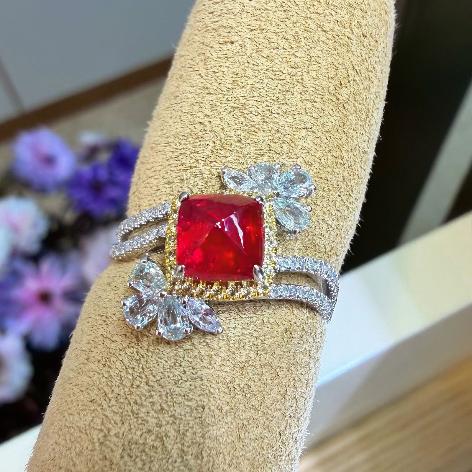 14k Gold 1.28 Ct Natural Spinel & Diamond Ring - 2