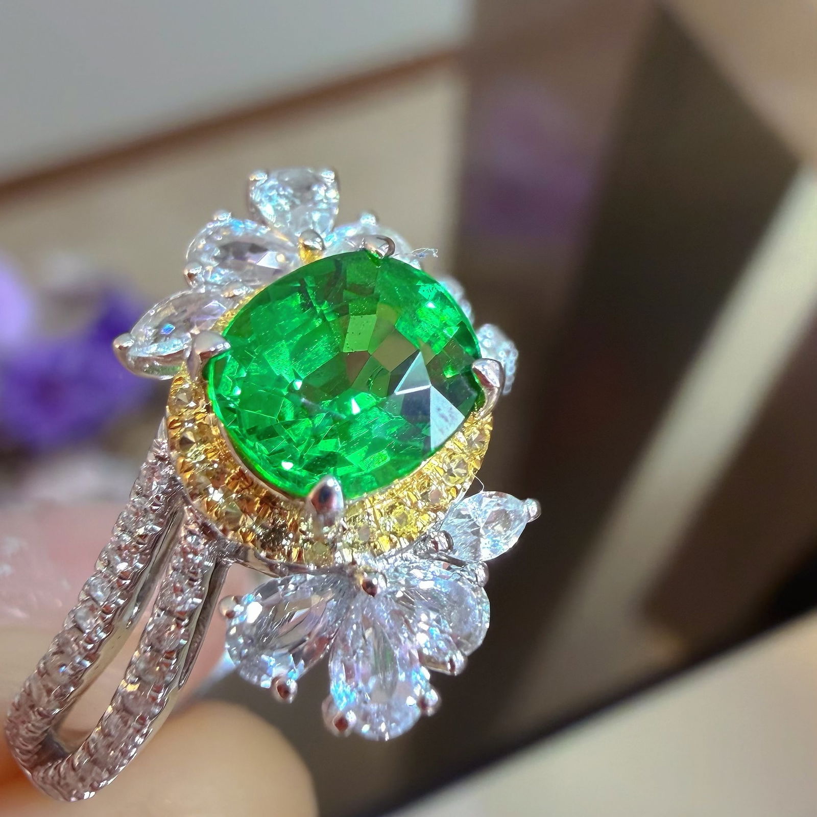 14k Gold 1 Ct Natural Tsavorite & Diamond Ring - 4