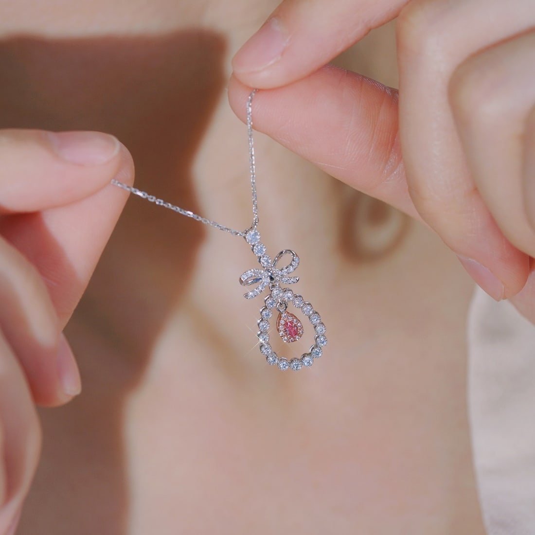 14k Gold 0.4 Ct Natural Color Diamond Necklace - 3