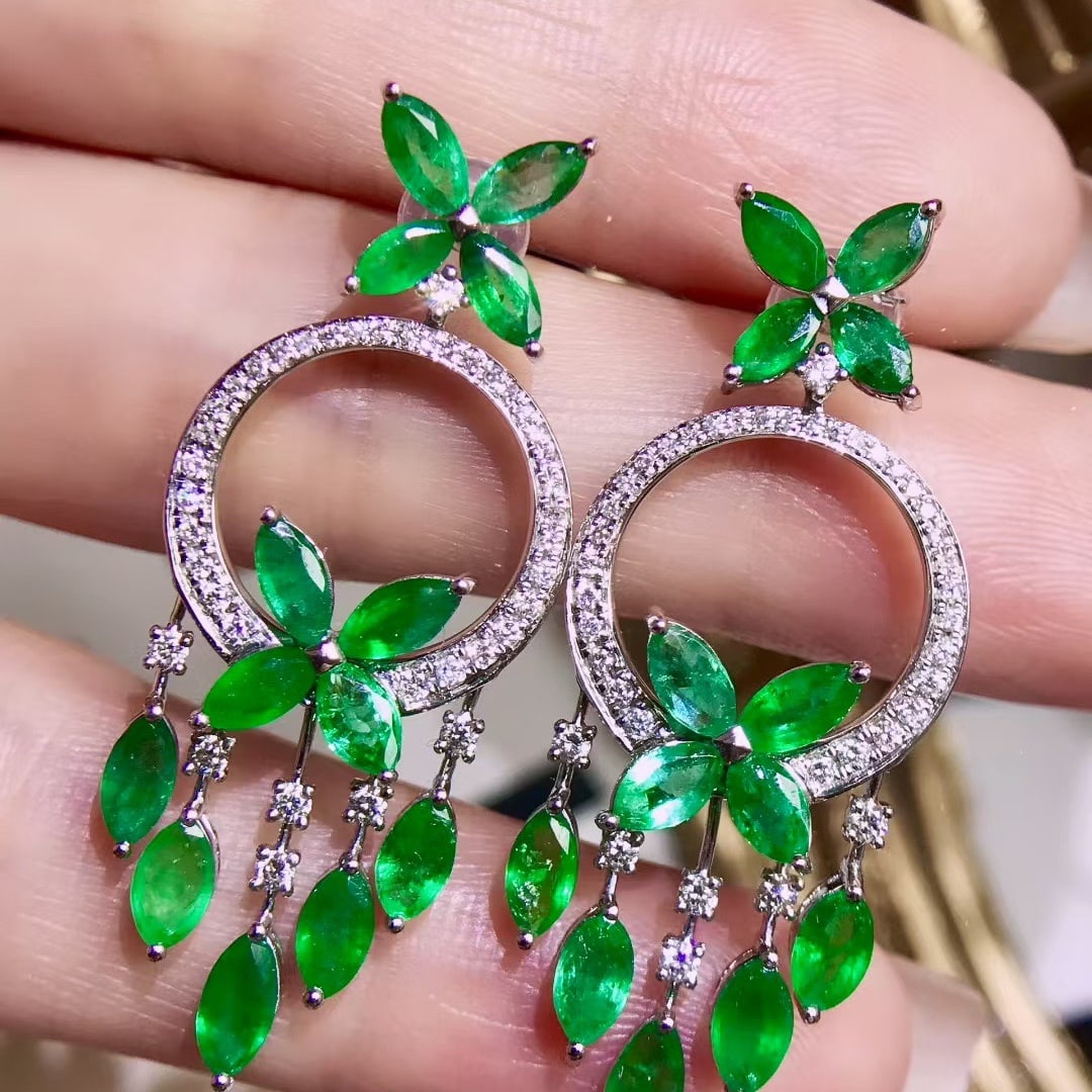 14k Gold 6.25 Ctw Vivid Green Natural Emerald & Diamond Earrings: Ref:231122443 // gold content:14k gold // main gemstone:emerald // shape:marquise // carat weight:5. 5ct // color:vivid green // treatment:natural // // adjacent gemstone 2 : diamond // shape:round //