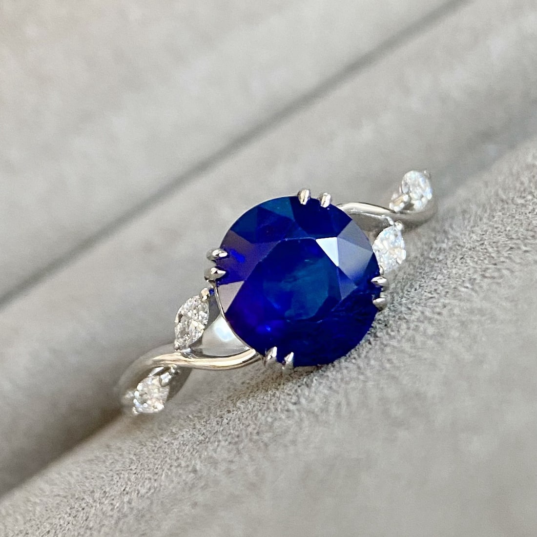 14k Gold 2.52 Ctw Natural Sapphire & Diamond Ring - 4