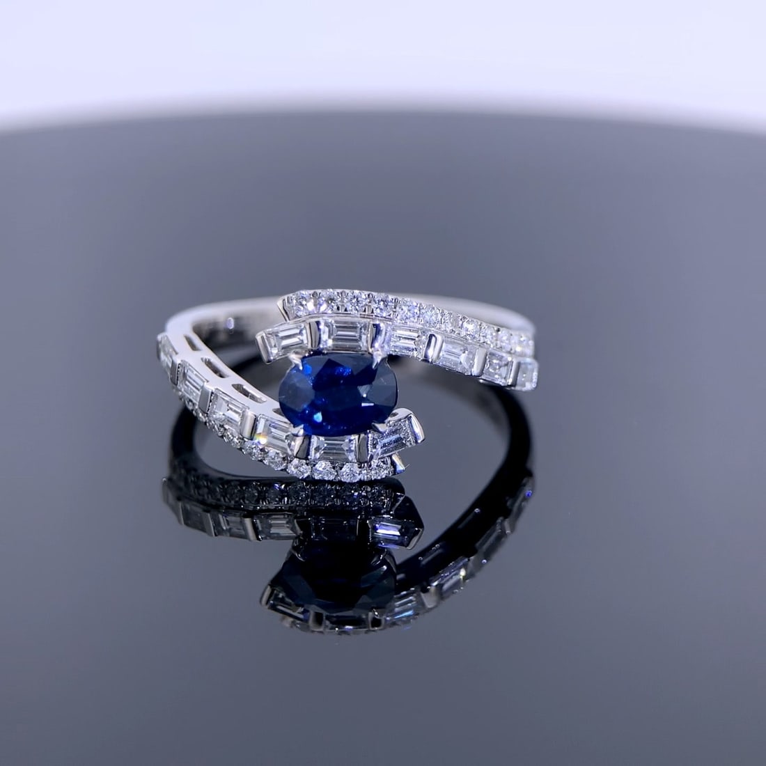 14k Gold 1.15 Ctw Natural Spinel & Diamond Ring: Ref:230974392 // gold content:14k gold // ring size:7. 25us // // main gemstone:spinel // shape:oval // carat weight:0. 53ct // color:blue // treatment:natural // // adjacent gemstone 2 : diamond // s