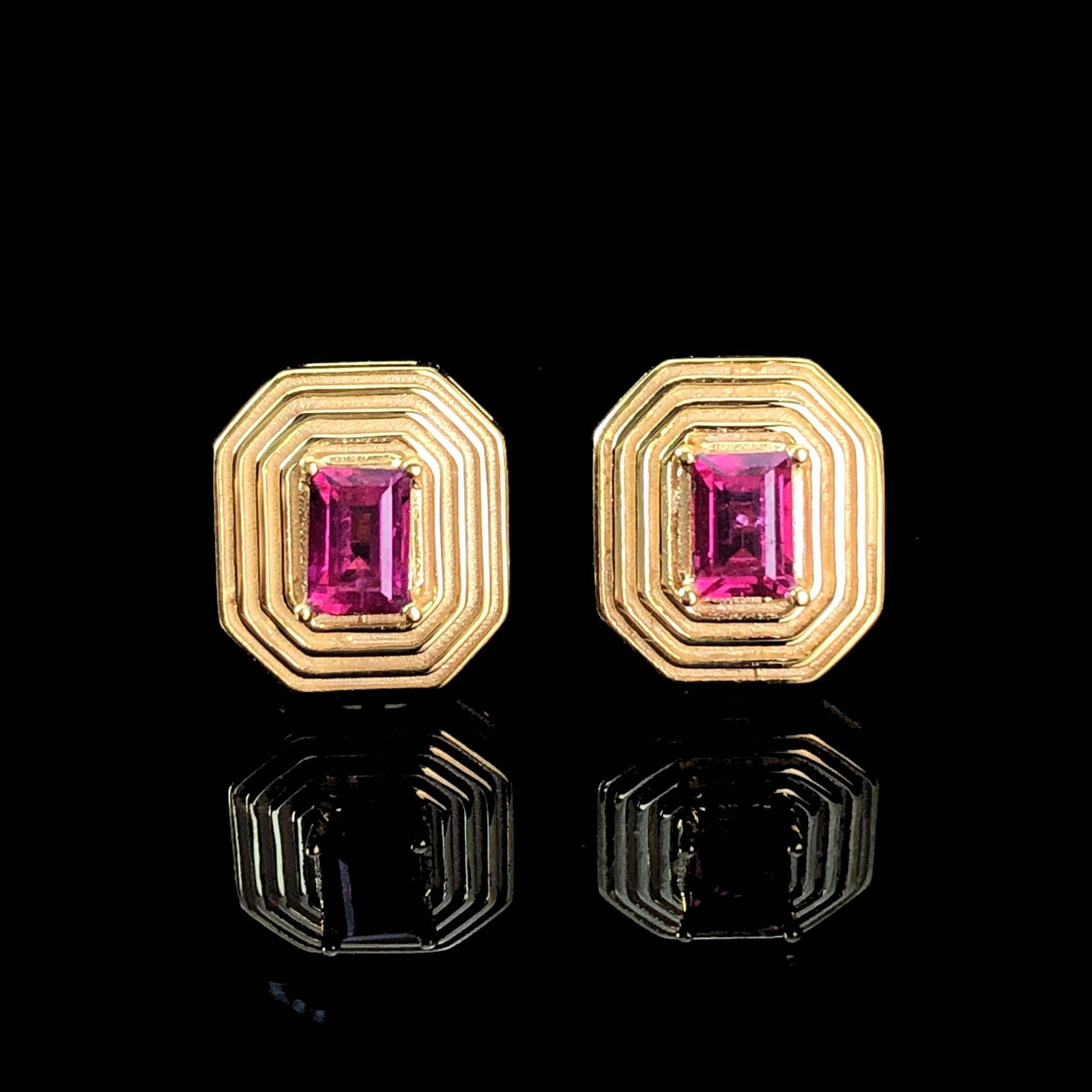 14k Gold 0.72 Ct Natural Ruby Earrings (1 of 7)