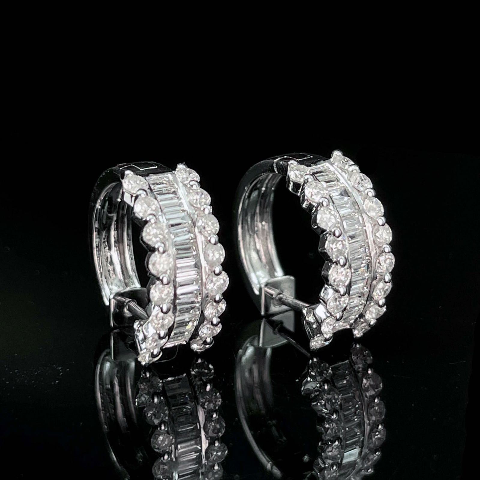 14k Gold 0.90 Ct Natural H Diamond Earrings (1 of 6)