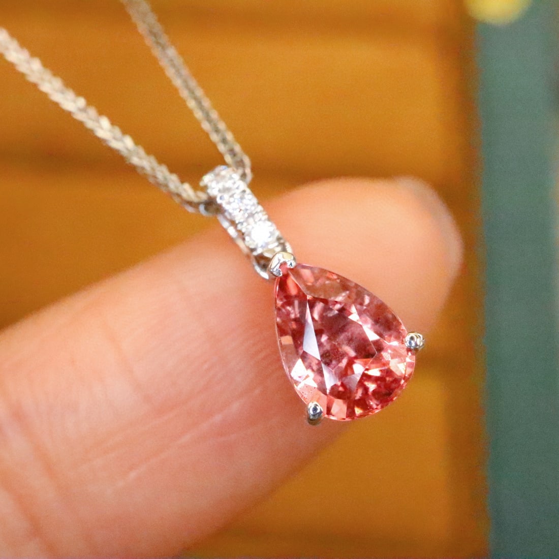 14k Gold 1.12 Ctw Natural Spinel & Diamond Pendant( Without Chain ): Ref:230990368 // gold content:14k gold // main gemstone:spinel // shape:pear // carat weight:1. 08ct // color:orangish pink // treatment:natural // // adjacent gemstone 2 : diamond // number of stones