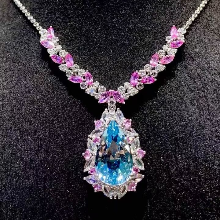 14k Gold 5.29 Ct Natural Aquamarine & Sapphire & Diamond Necklace - 2