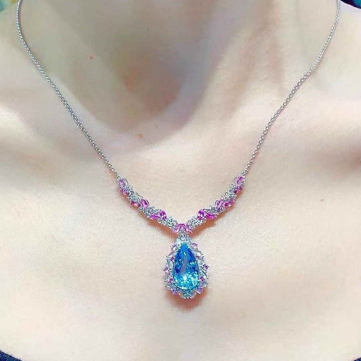 14k Gold 5.29 Ct Natural Aquamarine & Sapphire & Diamond Necklace - 4