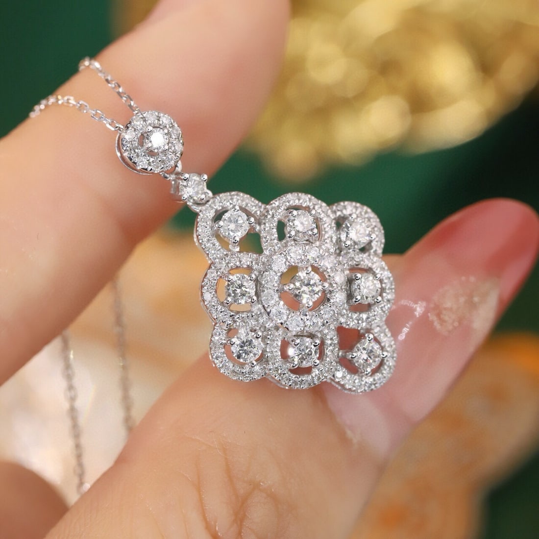 14k Gold 0.85 Ct Natural H Diamond Necklace - 2