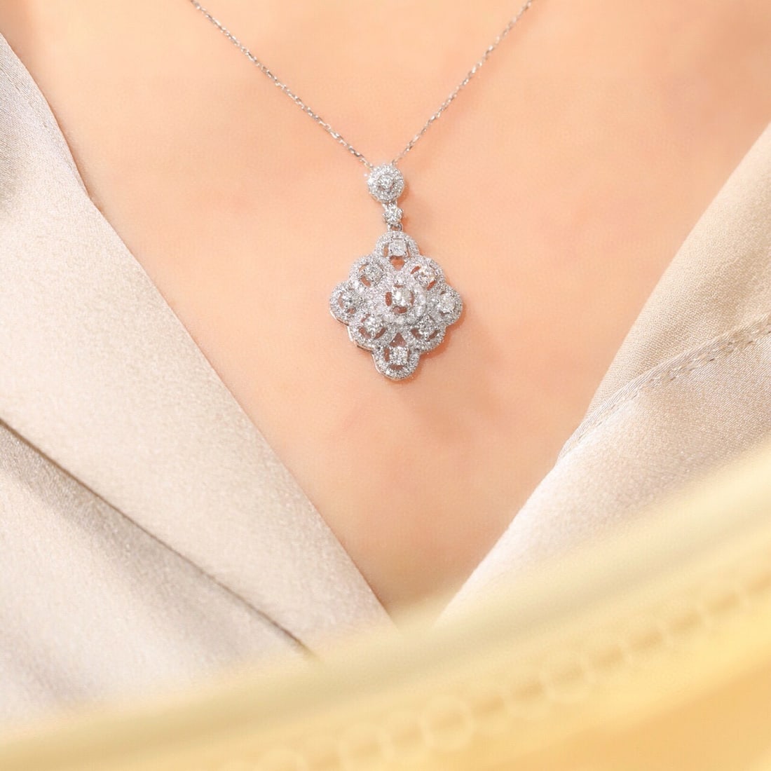 14k Gold 0.85 Ct Natural H Diamond Necklace - 3