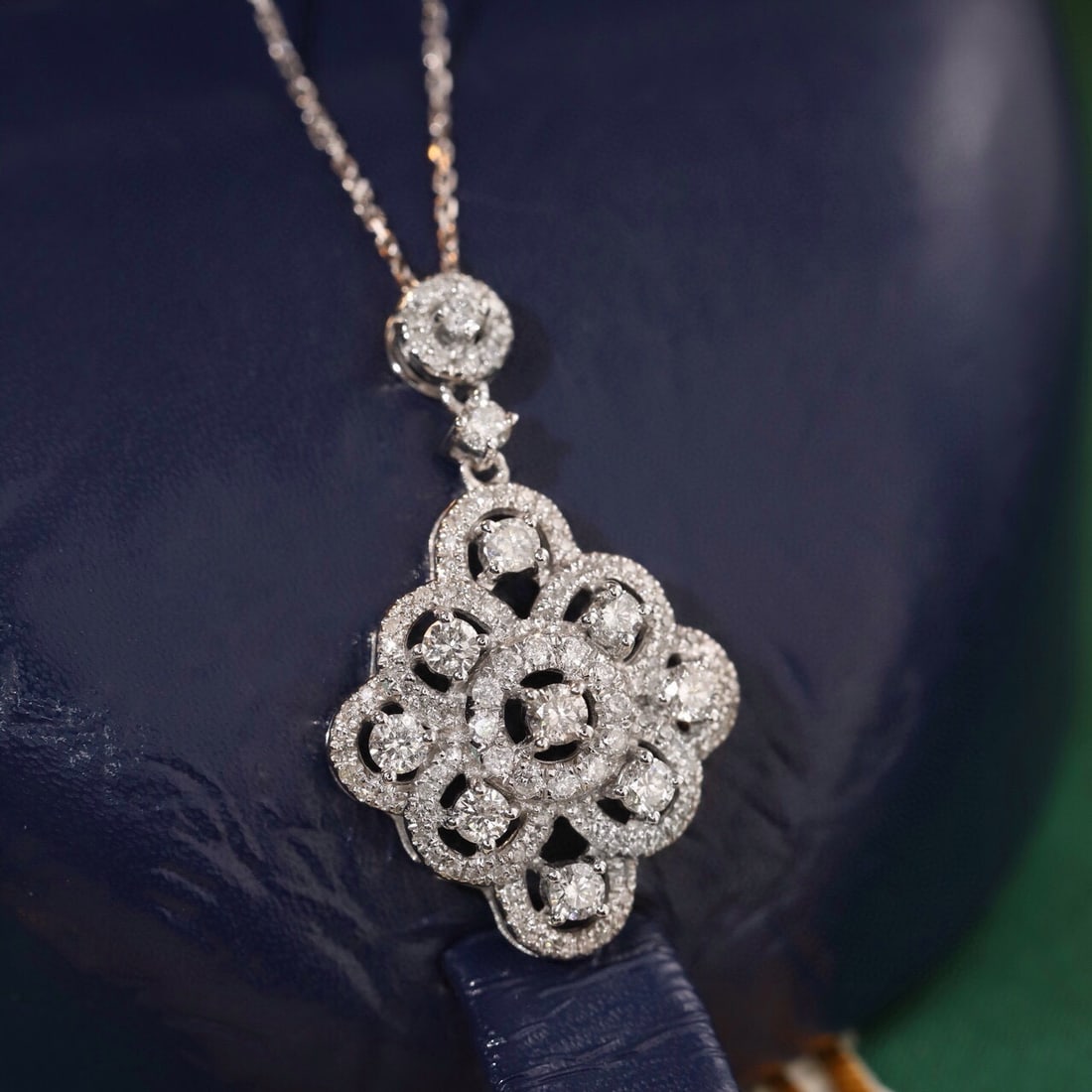 14k Gold 0.85 Ct Natural H Diamond Necklace - 4