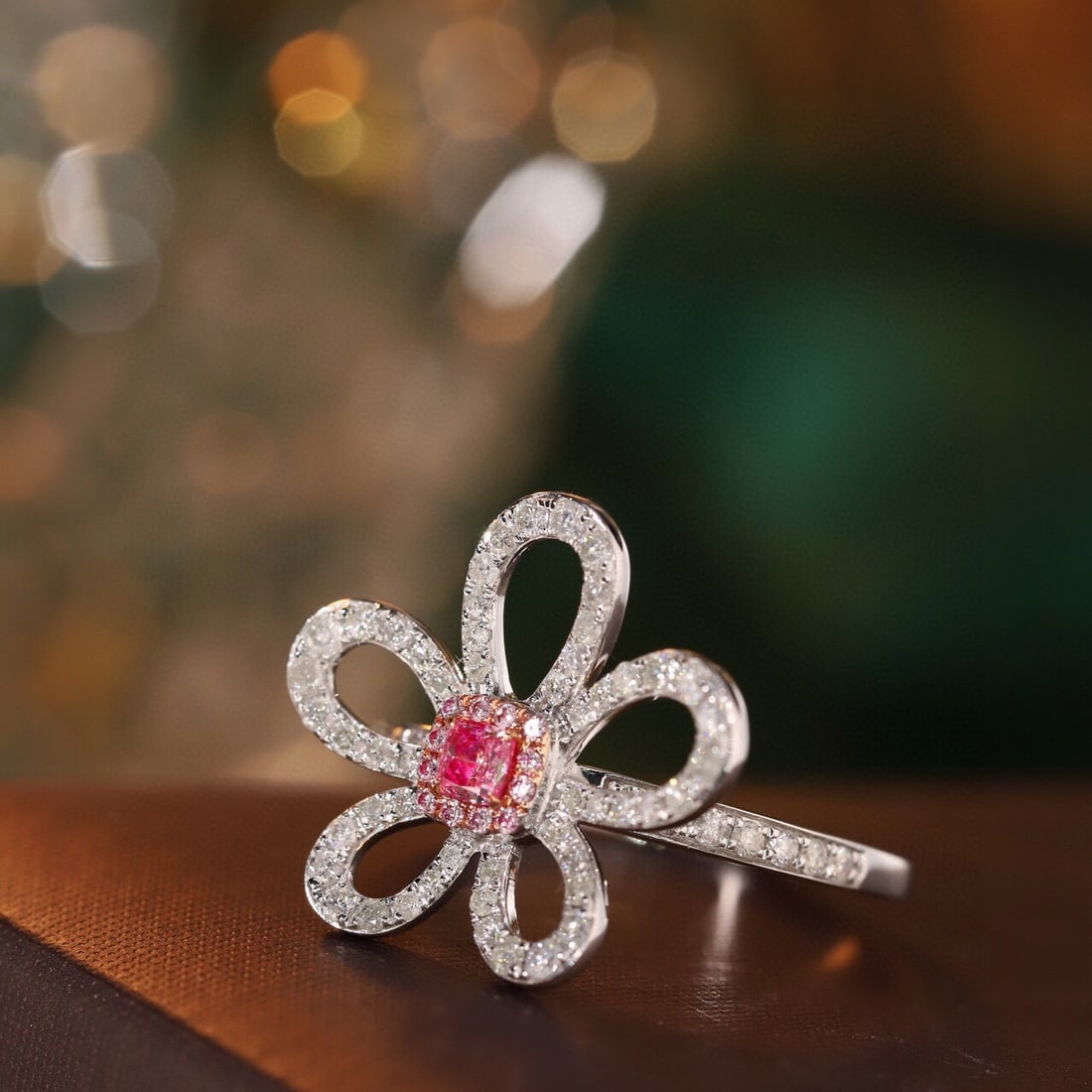 14k Gold 0.85 Ctw Natural Pink Diamond & Diamond & Flowers Ring - 3