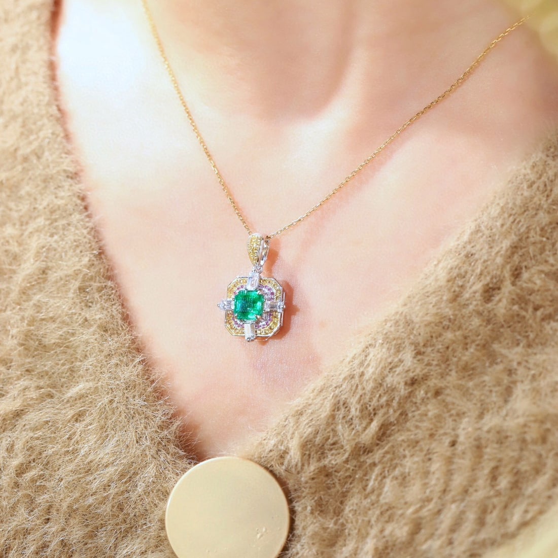 14k Gold 1.81 Ctw Natural Emerald & Sapphire Pendant( Without Chain ) - 6