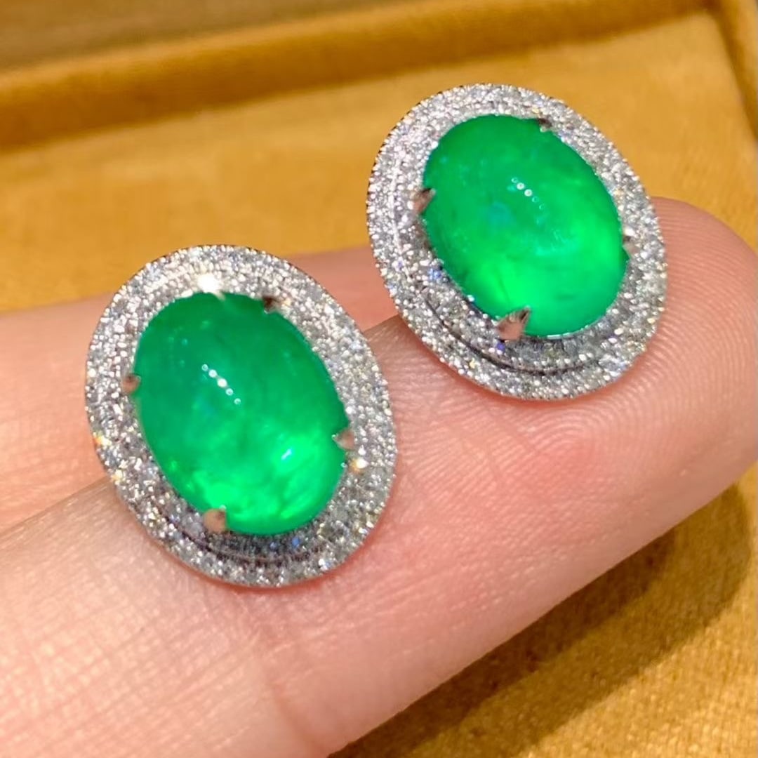 14k Gold 3.8 Ct Natural Emerald & Diamond Earrings - 4