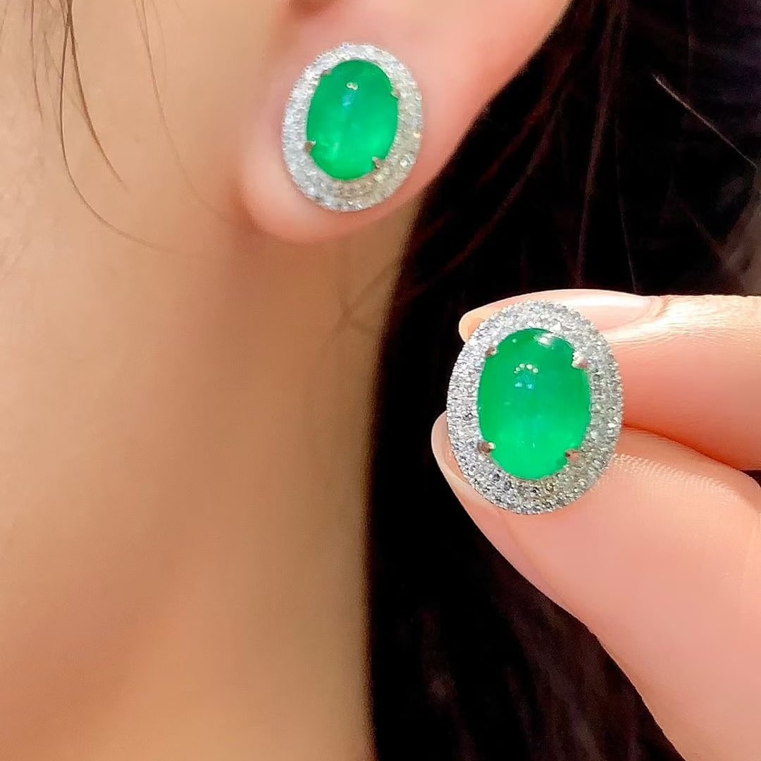 14k Gold 3.8 Ct Natural Emerald & Diamond Earrings - 6