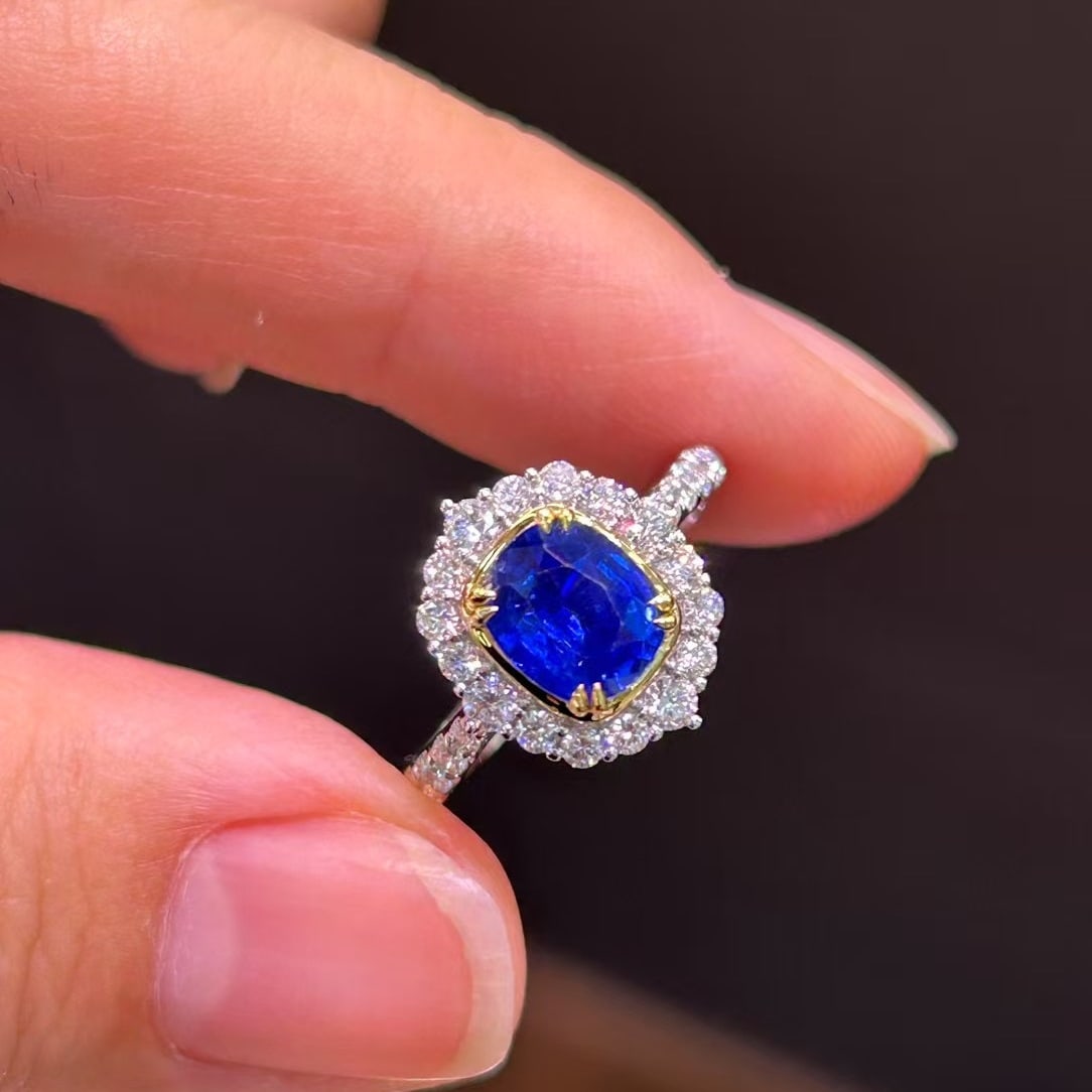 14k Gold 2.08 Ctw Natural Sapphire & Diamond Ring - 4