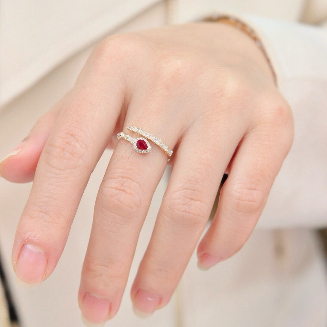 14k Gold 0.35 Ctw Natural Ruby & Diamond Ring - 3