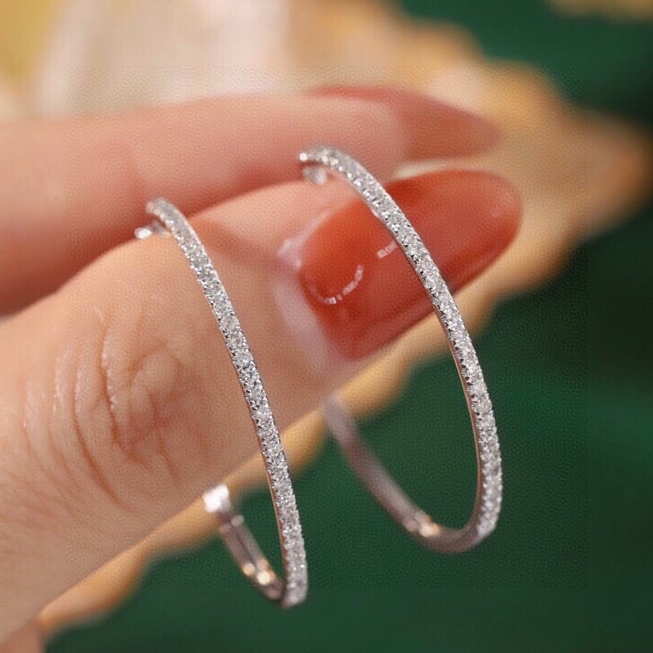 14k Gold 0.6 Ct Natural H Diamond Earrings: Ref:231141225 // gold content:14k gold // main gemstone:diamond // shape:round // carat weight:0. 6ct // clarity grade:vs-si // color:h // treatment:natural // cut grade:g // Condition: NewLow