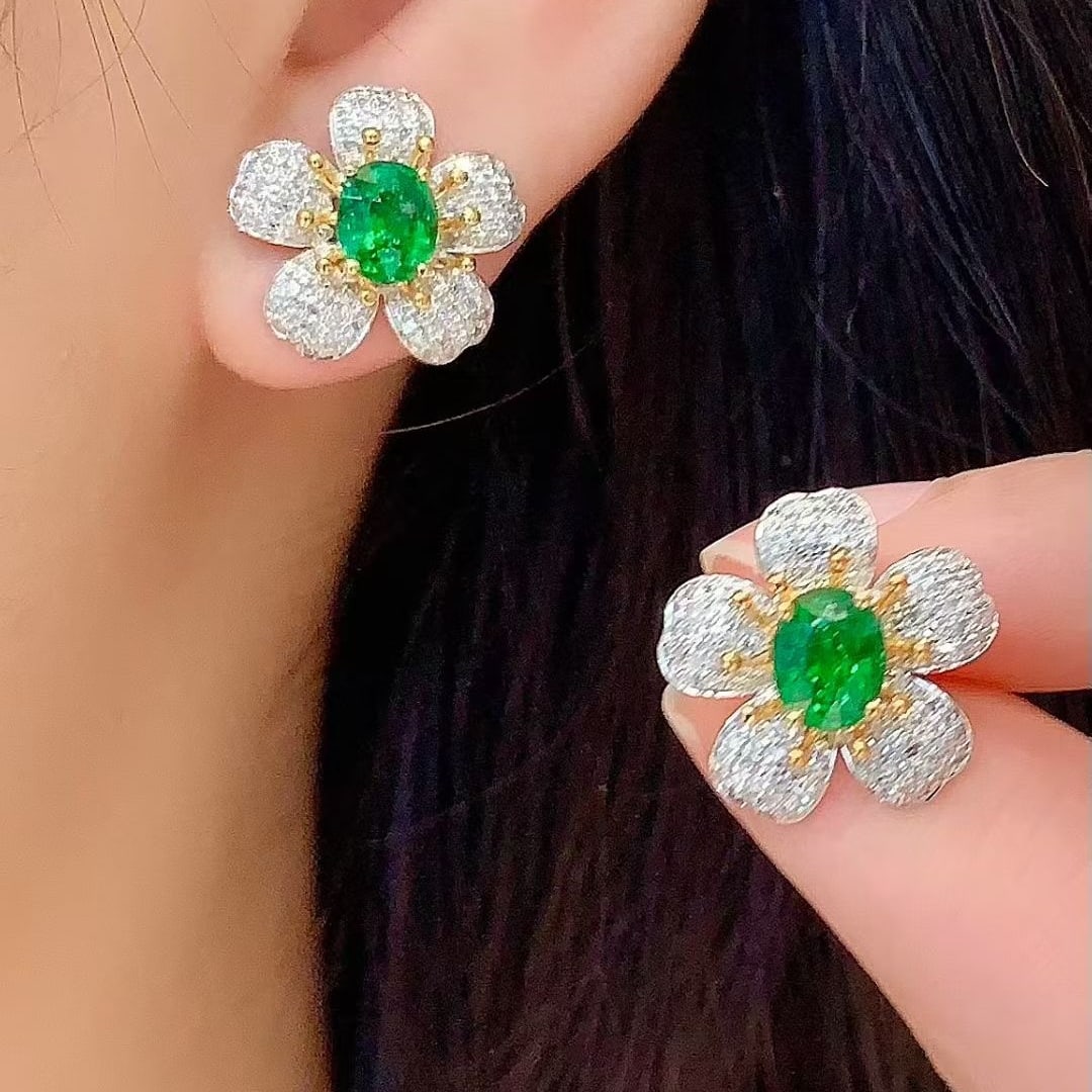 14k Gold 2.1 Ct Natural Tsavorite & Diamond Earrings - 4