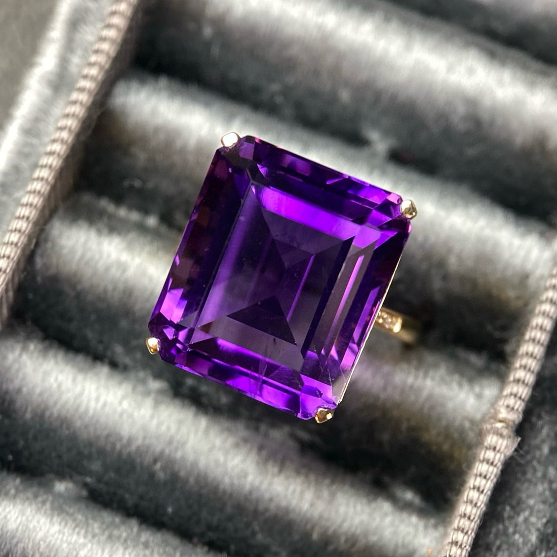 14k Gold 18.45 Ct Natural Amethyst & Diamond Ring - 3