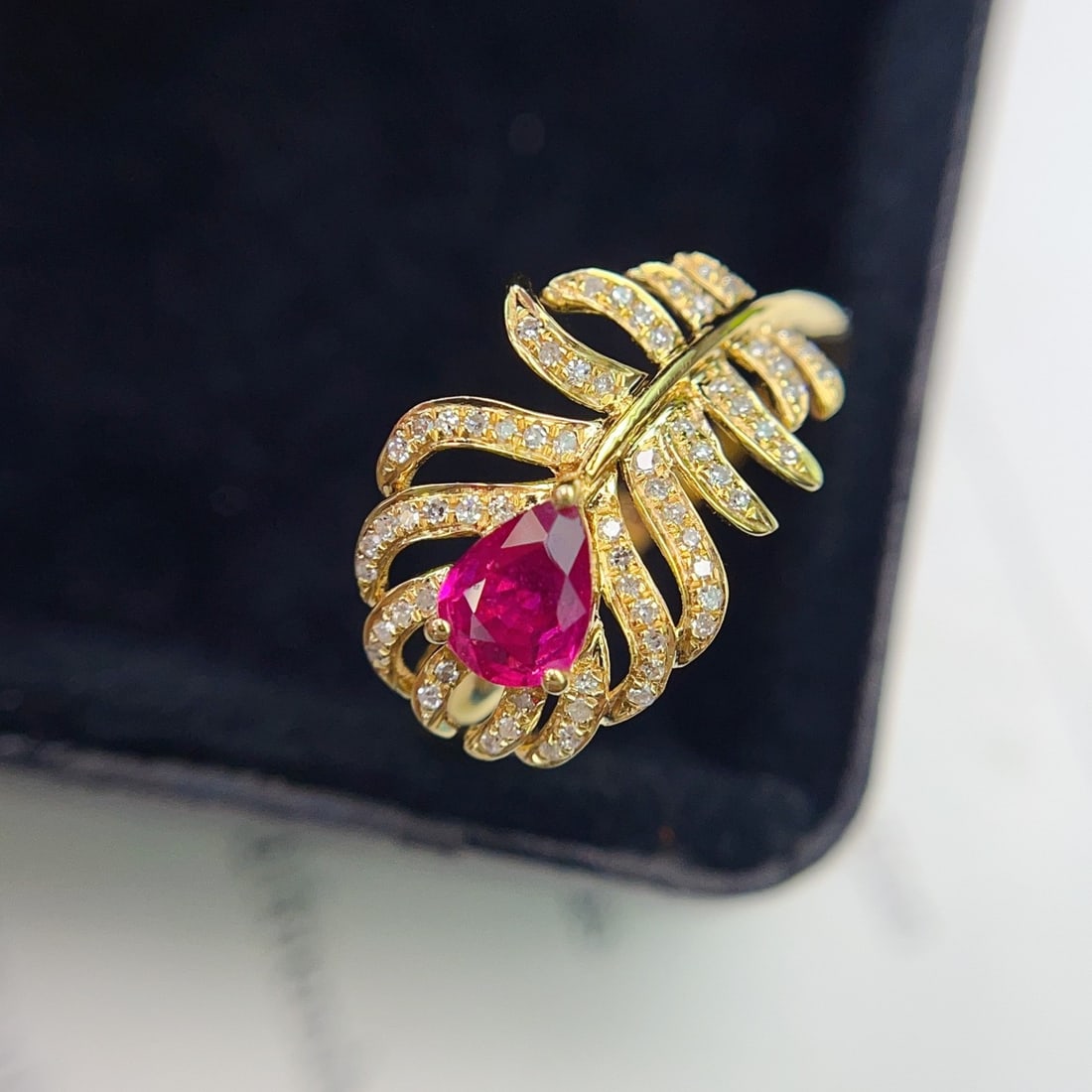 14k Gold 0.65 Ct Natural Ruby & Diamond Ring - 3