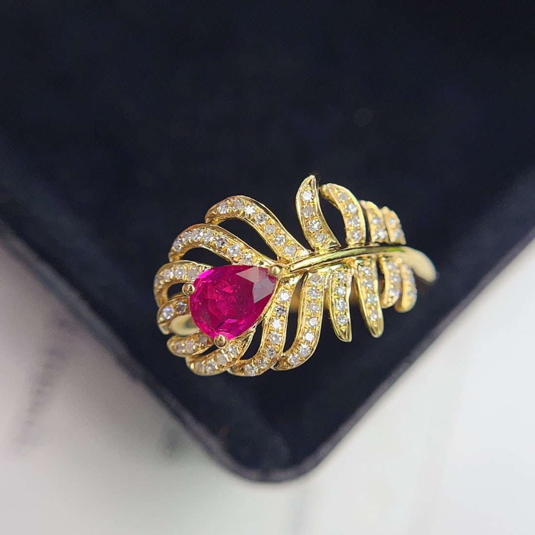 14k Gold 0.65 Ct Natural Ruby & Diamond Ring - 5