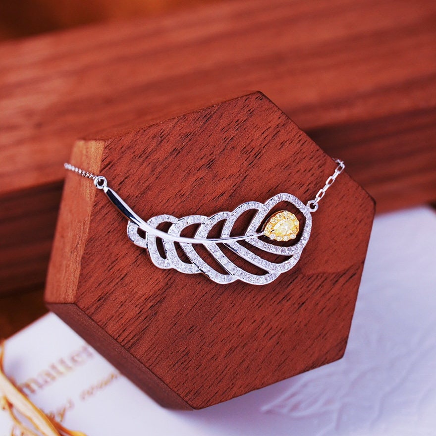 14k Gold 0.55 Ct Natural Color Diamond Necklace: Ref:231142027 // gold content:14k gold // main gemstone:diamond // shape:multiple // carat weight:0. 55ct // clarity grade:vs-si // color:color // treatment:natural // Condition: NewLow Estimate: