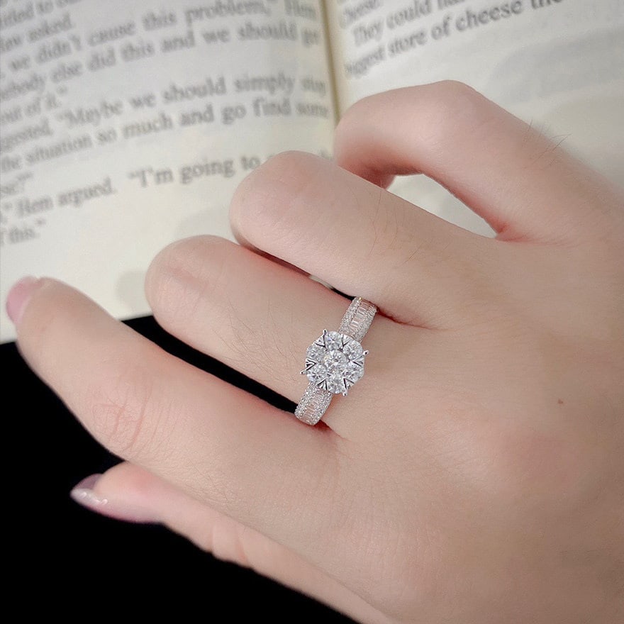 14k Gold 0.70 Ct Natural H Diamond Ring - 3