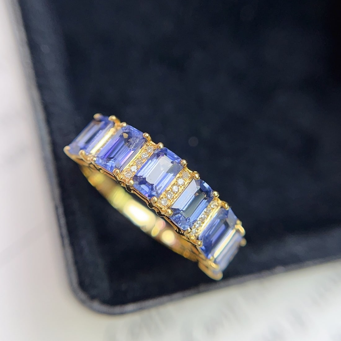 14k Gold 2.50 Ct Natural Sapphire & Diamond Ring - 2
