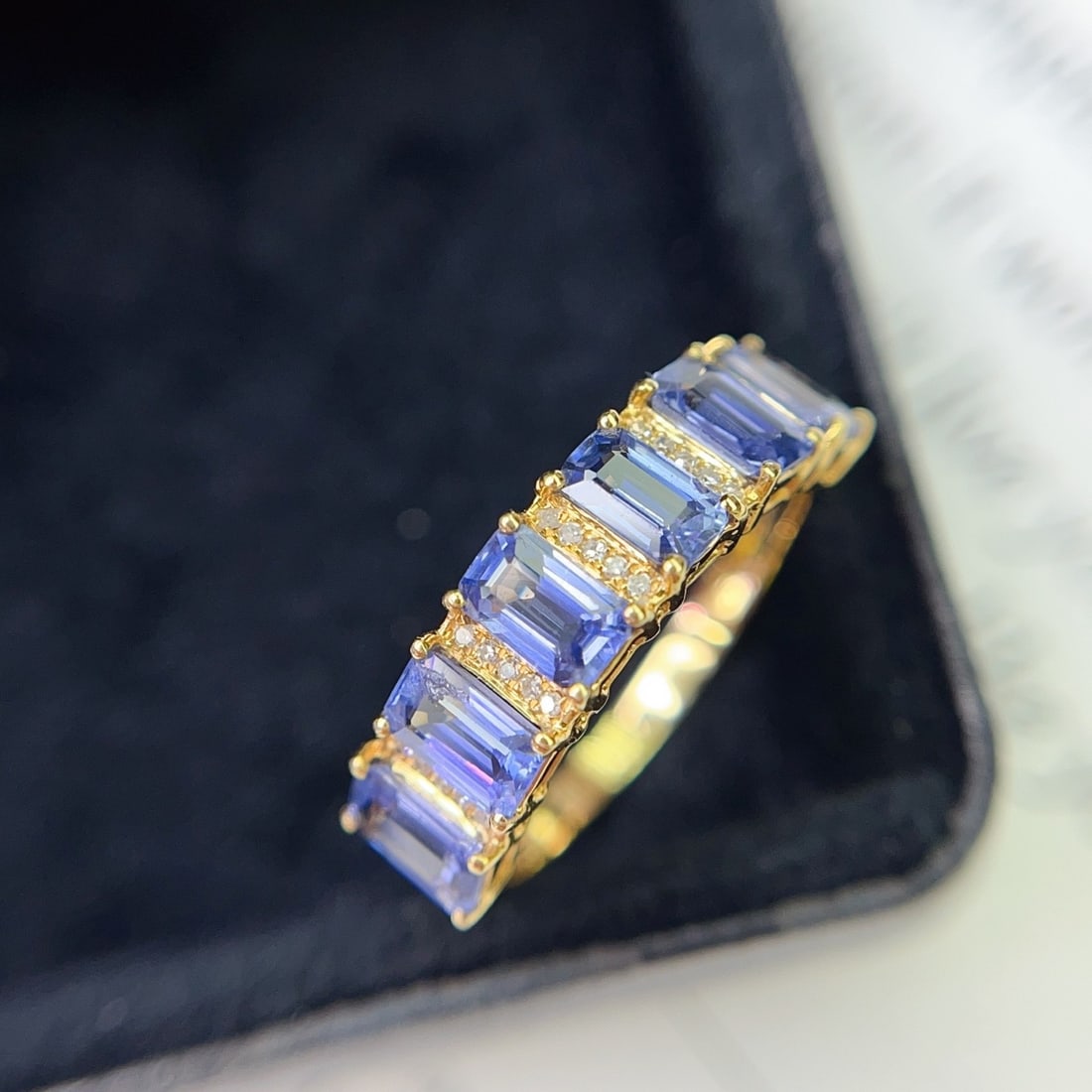 14k Gold 2.50 Ct Natural Sapphire & Diamond Ring - 3