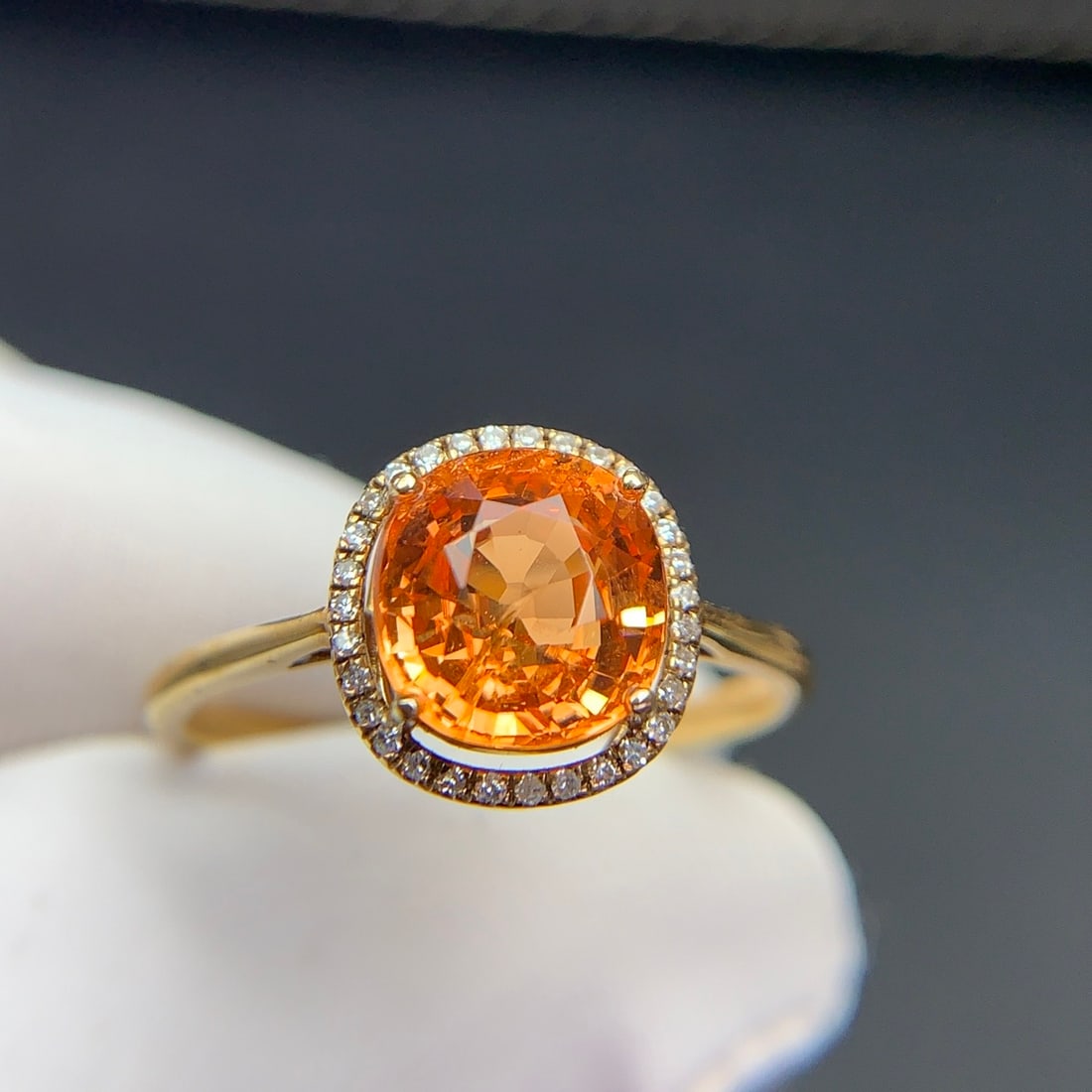 14k Gold 2.36 Ct Natural Spessartine & Diamond Ring: Ref:231142040 // gold content:14k gold // ring size:7. 25us // // main gemstone:spessartine // shape:cushion // carat weight:2. 36ct // color:orange // treatment:natural // // adjacent gemstone 2 : di