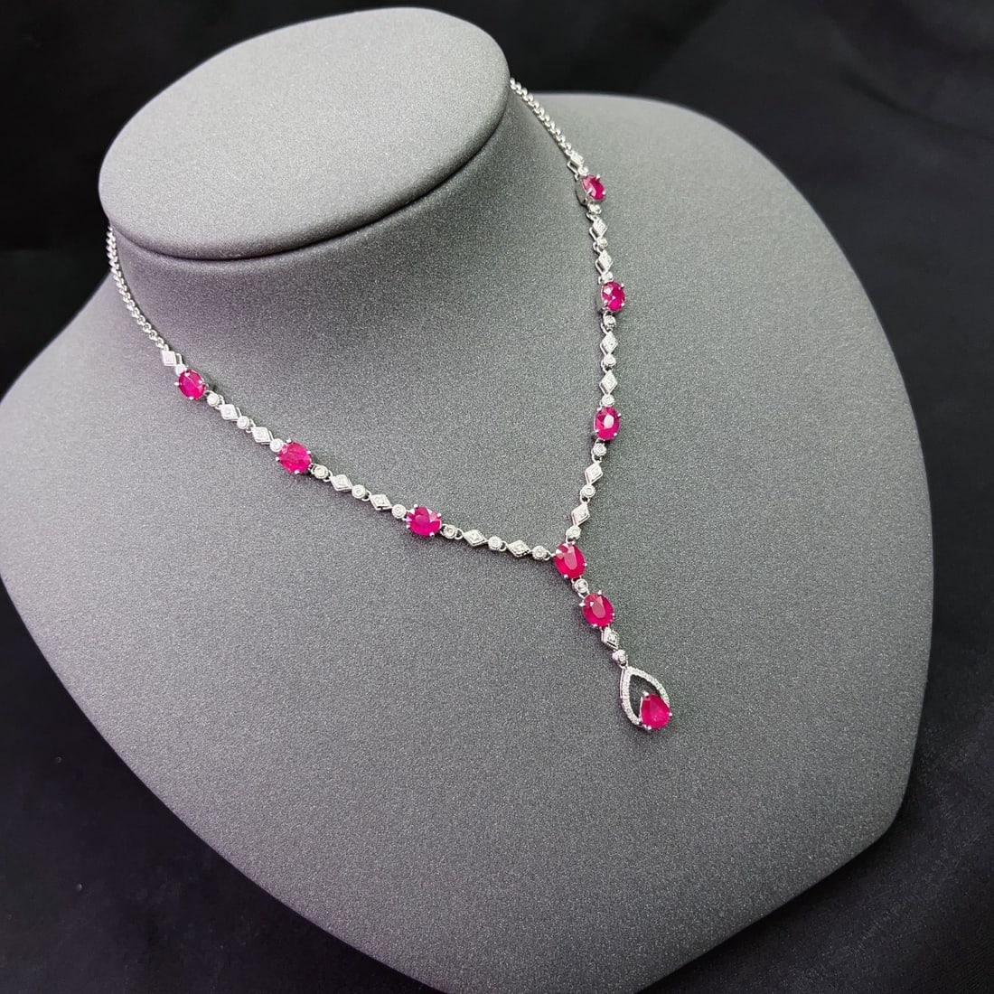 14k Gold 3.80 Ct Natural Ruby & Diamond Necklace - 2