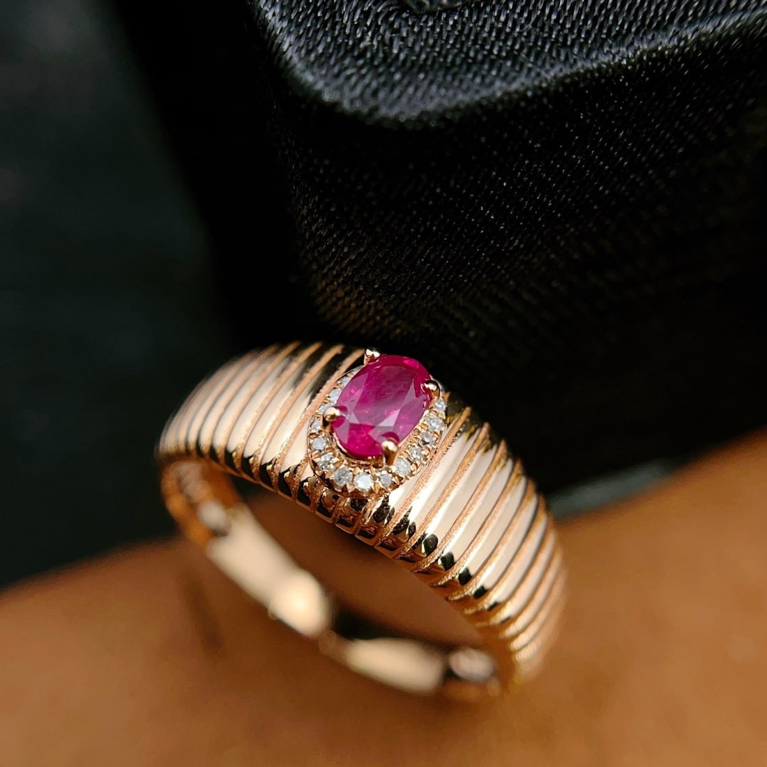 14k Gold 0.43 Ct Natural Ruby & Diamond Ring - 4