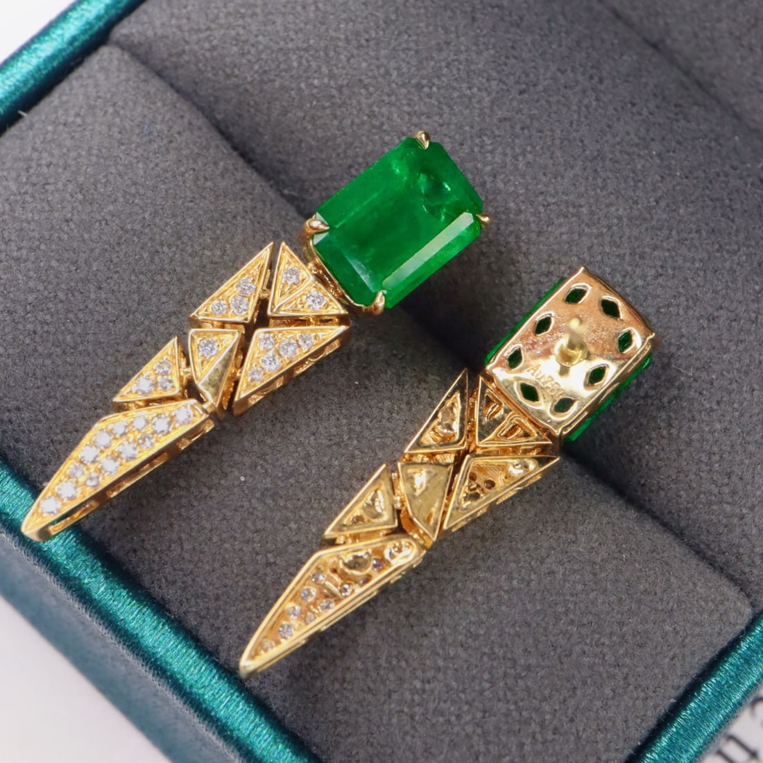 14k Gold 3.85 Ctw Vivid Green Natural Emerald & Diamond Earrings - 3