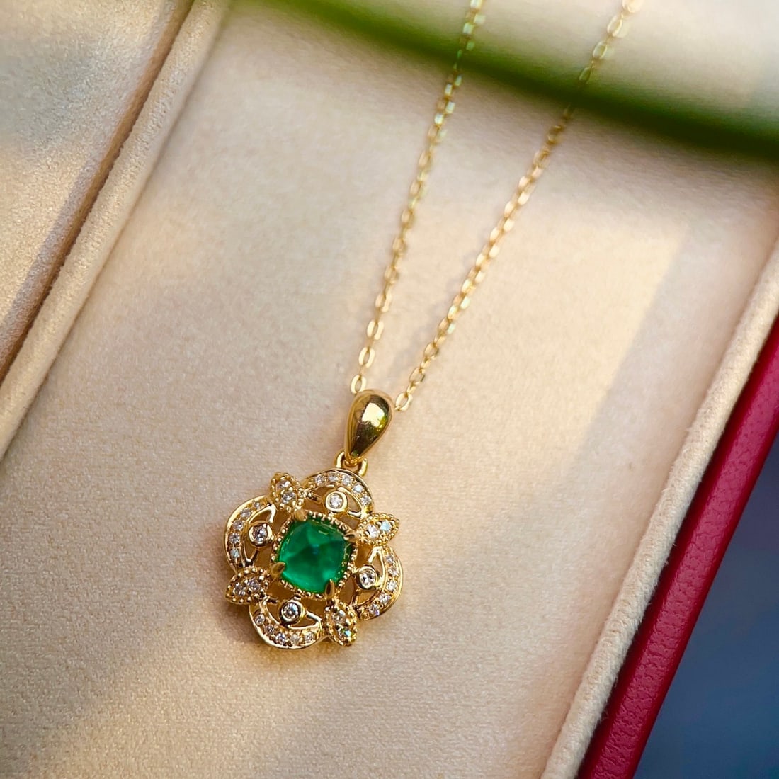 14k Gold 0.61 Ct Vivid Green Natural Emerald & Diamond Pendant( Without Chain ) - 2