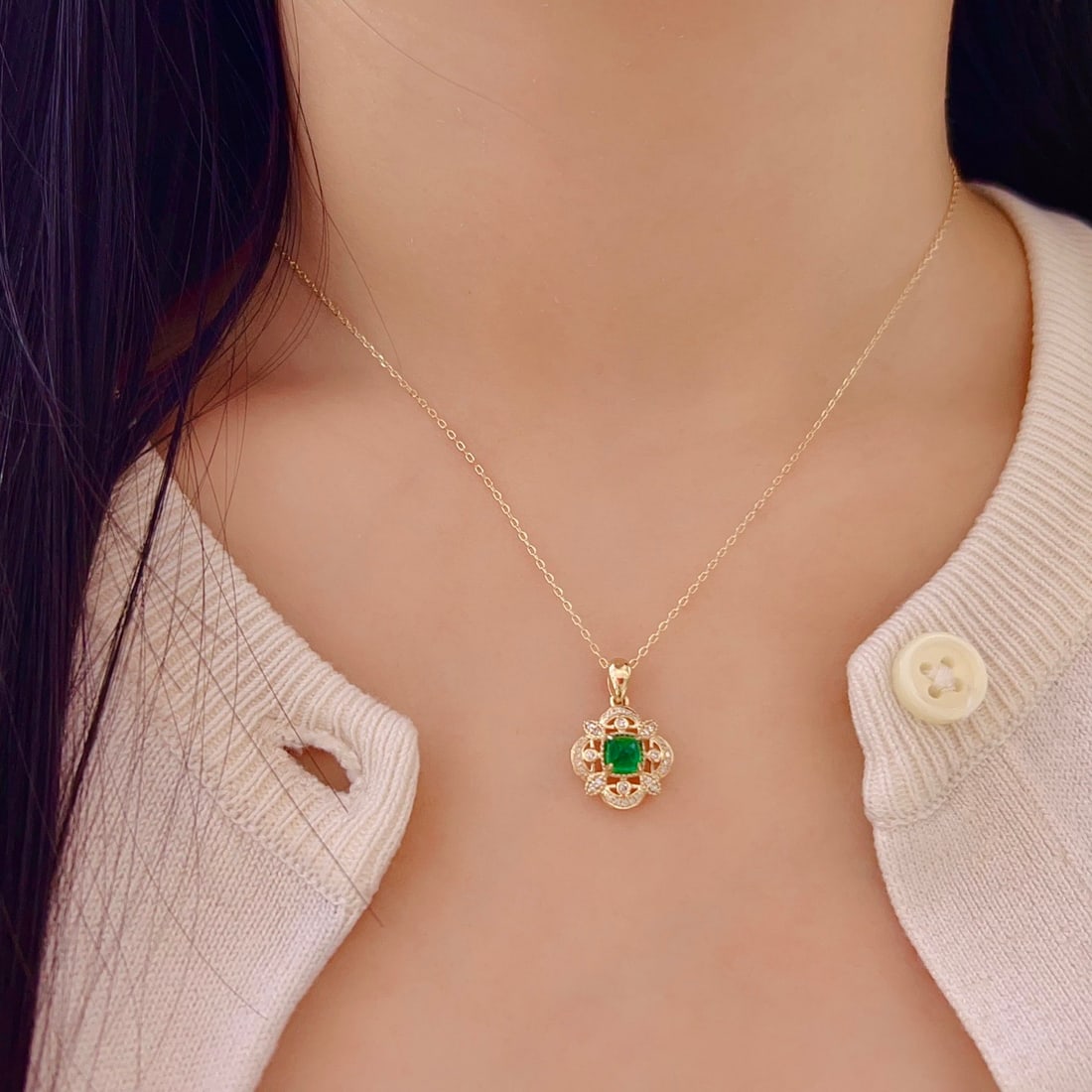 14k Gold 0.61 Ct Vivid Green Natural Emerald & Diamond Pendant( Without Chain ) - 5