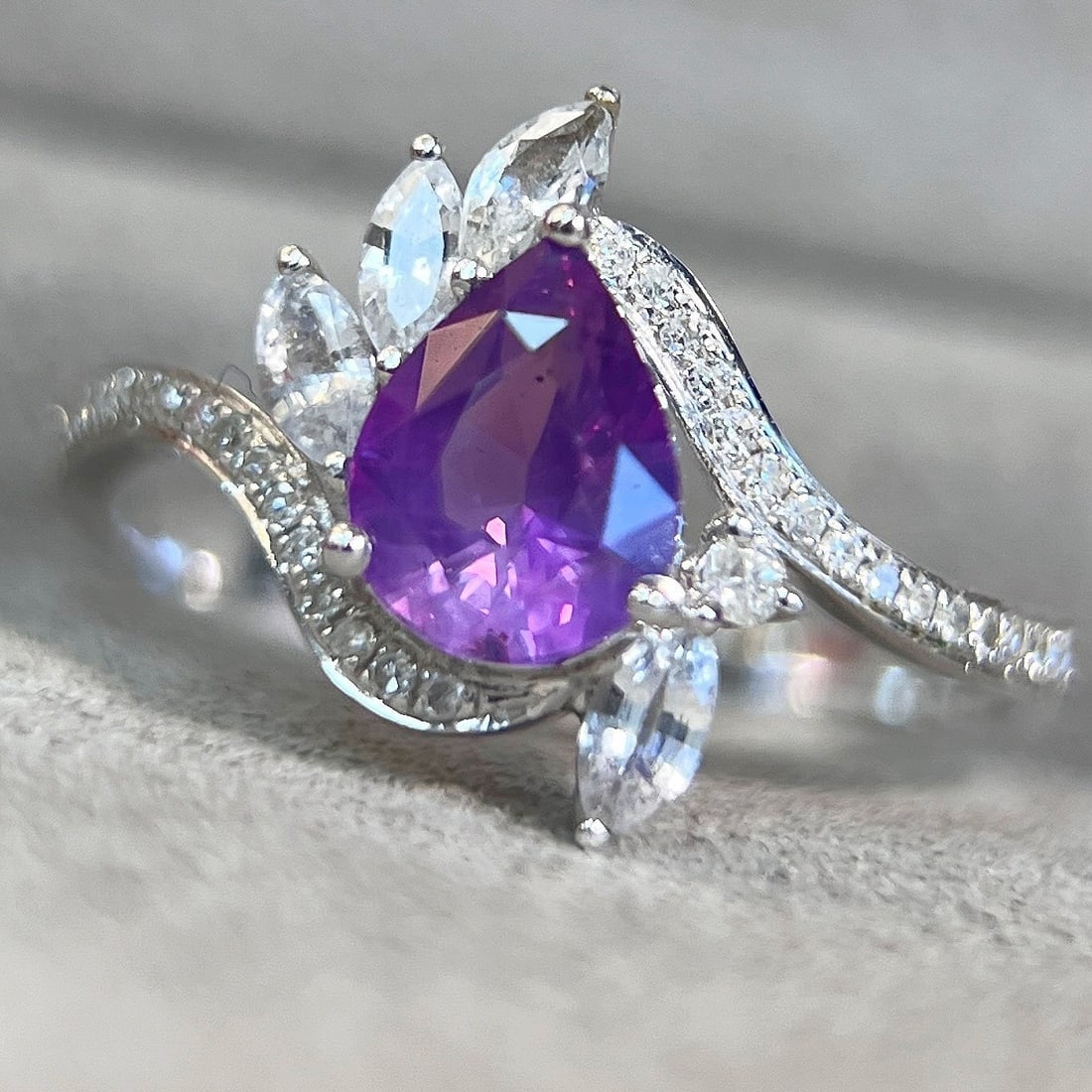 14k Gold 1.13 Ct Natural Sapphire & Diamond & Sapphire Ring - 5