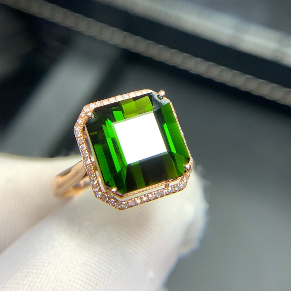 14k Gold 7.3 Ct Natural Tourmaline & Diamond Ring - 2