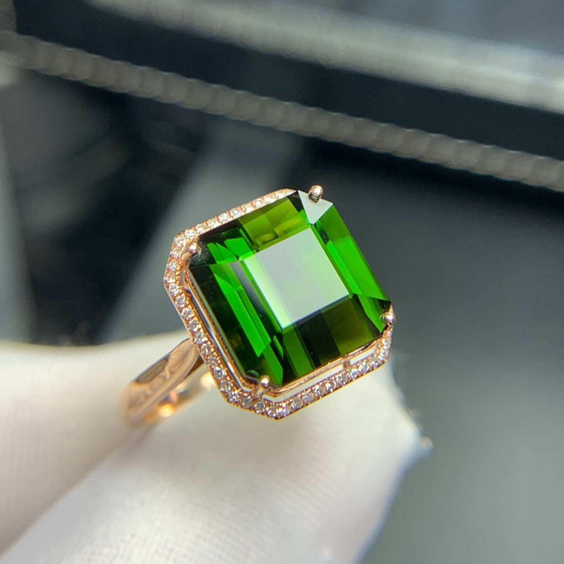 14k Gold 7.3 Ct Natural Tourmaline & Diamond Ring - 6