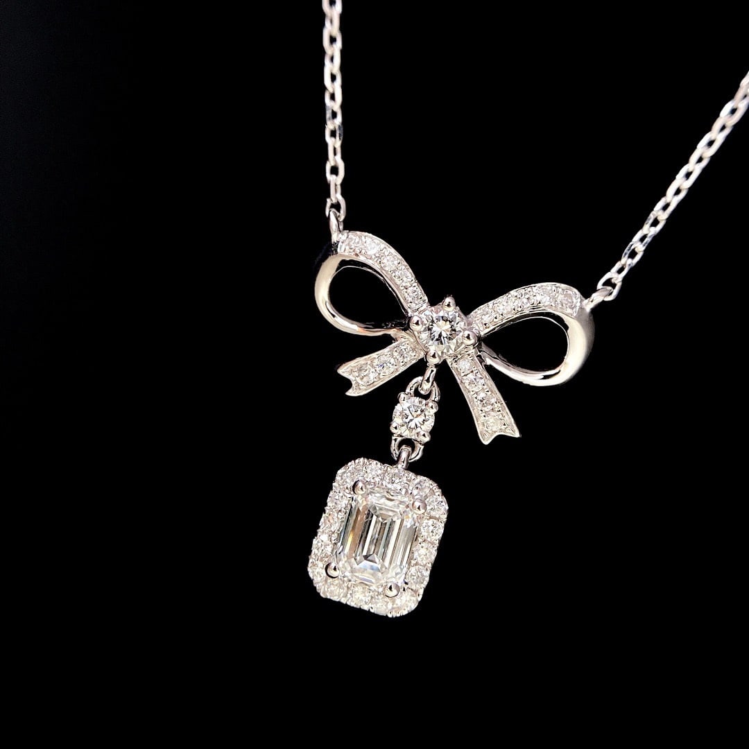 Gia Certified 14k Gold 0.3 Ct Natural E Si2 Emerald Diamond Necklace - 2