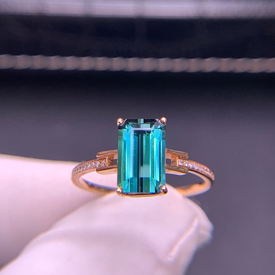 14k Gold 1.98 Ct Natural Tourmaline & Diamond Ring - 4