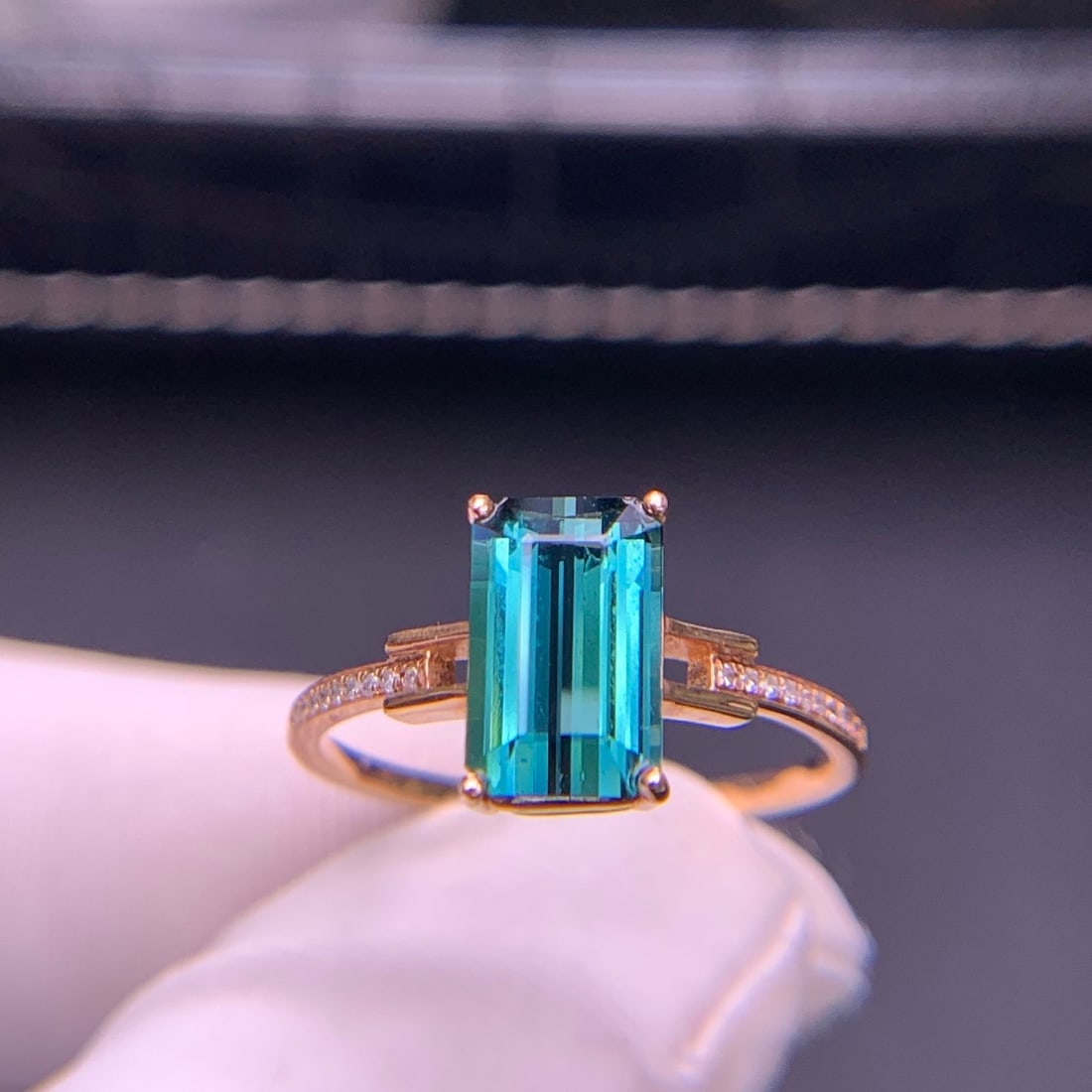 14k Gold 1.98 Ct Natural Tourmaline & Diamond Ring - 8