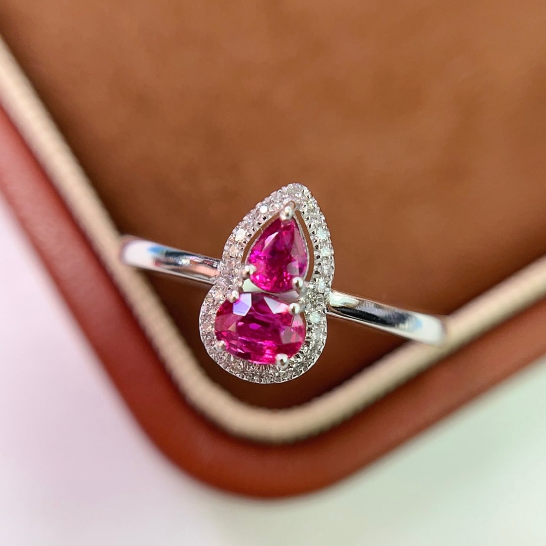 14k Gold 1.00 Ct Natural Ruby & Diamond Ring - 2