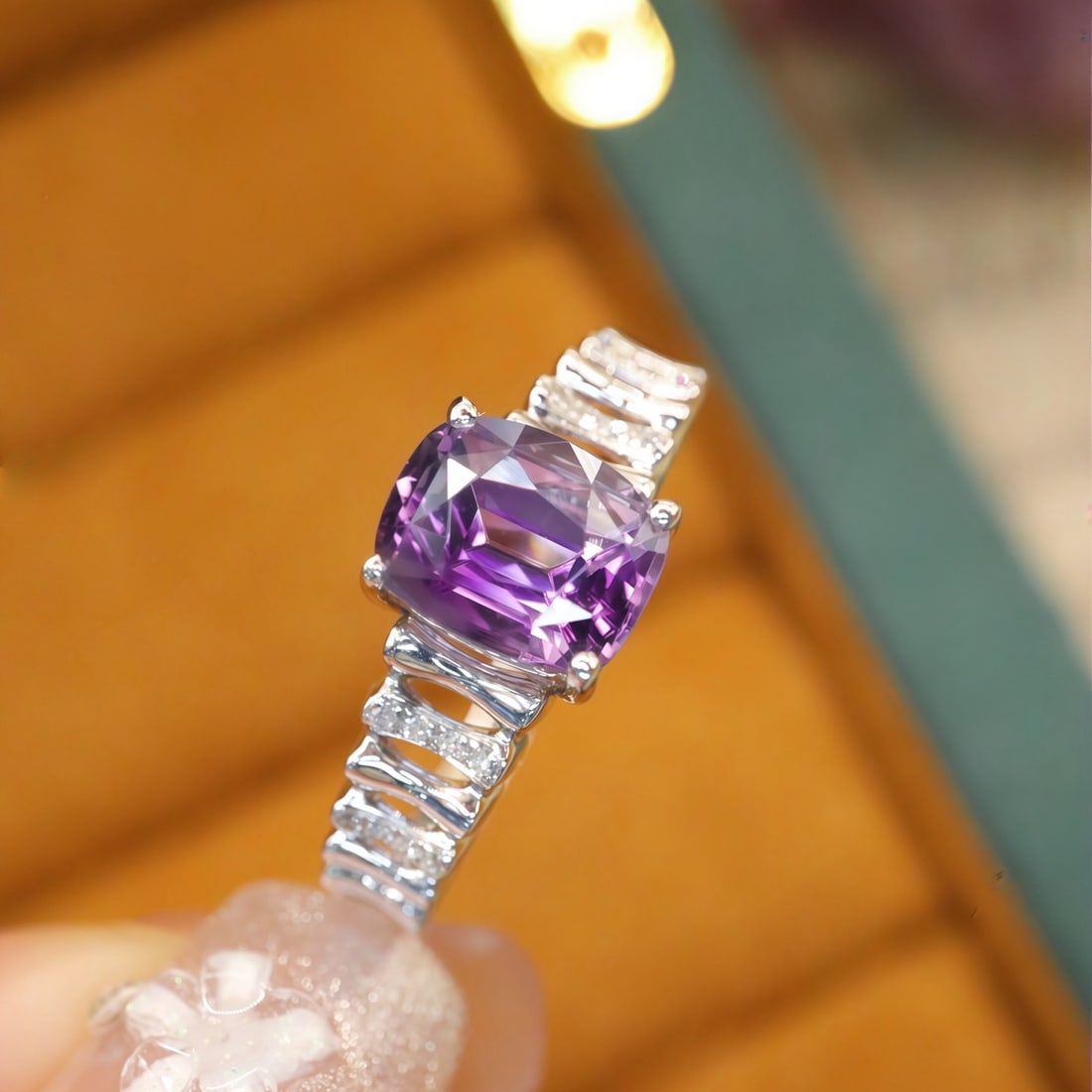 14k Gold 2.09 Ctw Natural Spinel & Diamond Ring - 2