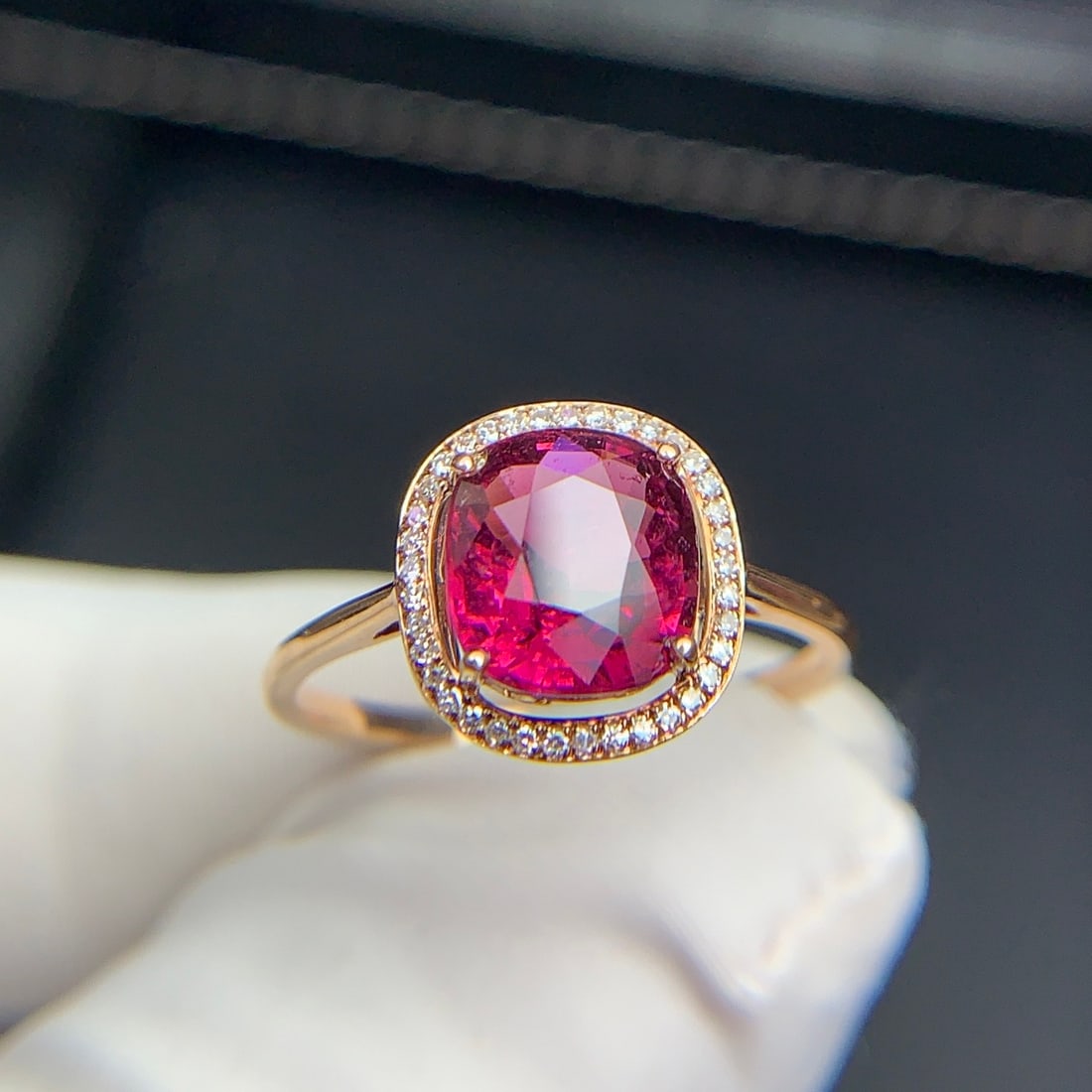 14k Gold 1.9 Ct Natural Tourmaline & Diamond Ring - 6