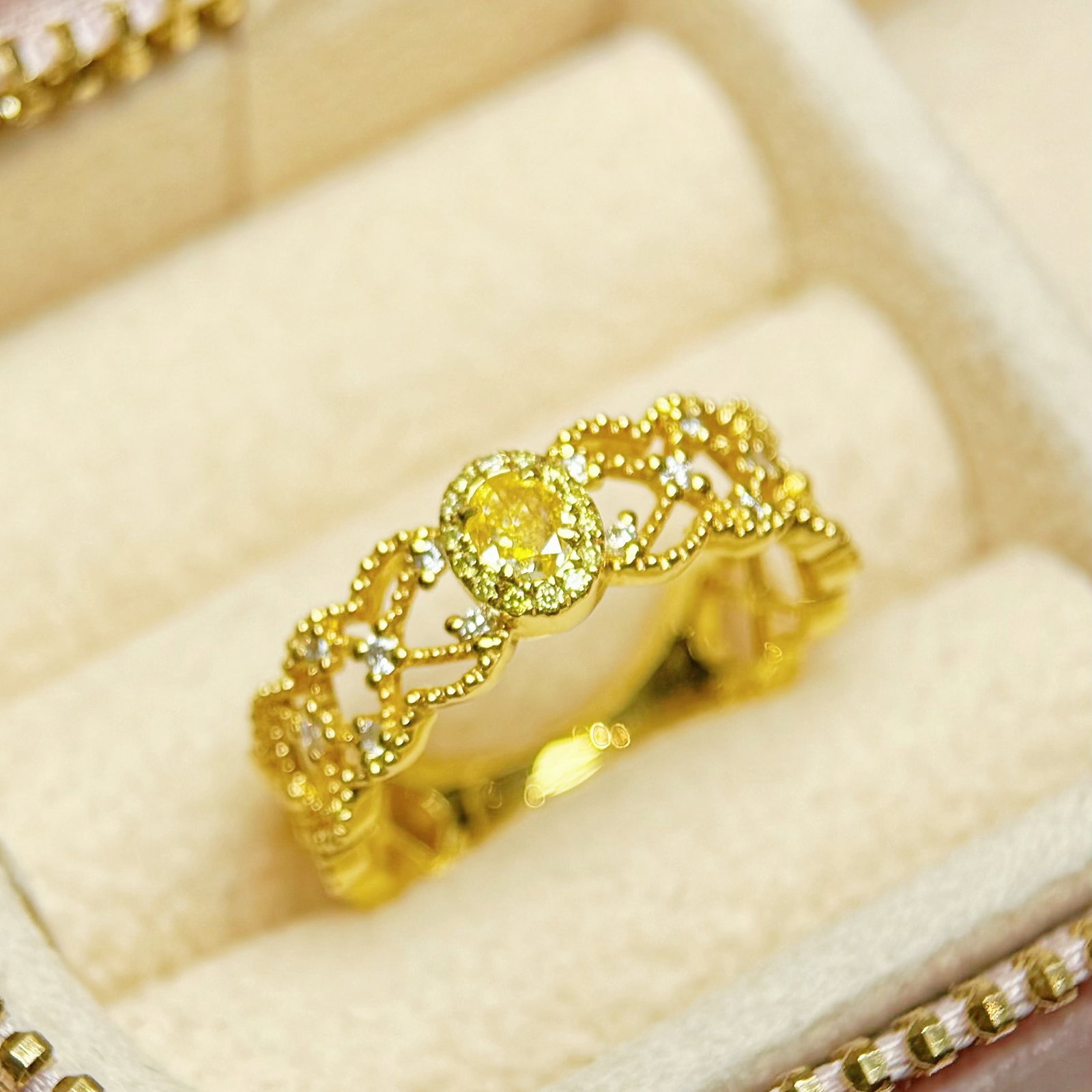 14k Gold 0.31 Ctw Natural Yellow Diamond & Diamond Ring - 2