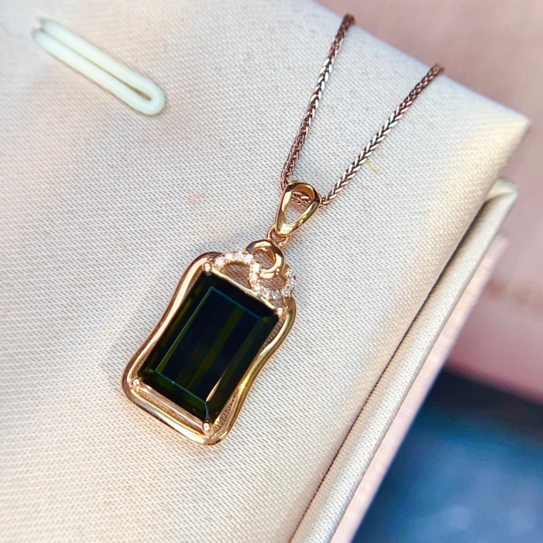 14k Gold 4.58 Ctw Natural Tourmaline & Diamond Pendant( Without Chain ) - 2